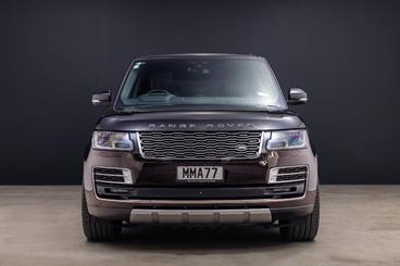 2019 Land Rover Range Rover - Thumbnail