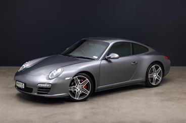 2009 Porsche 911 - Thumbnail