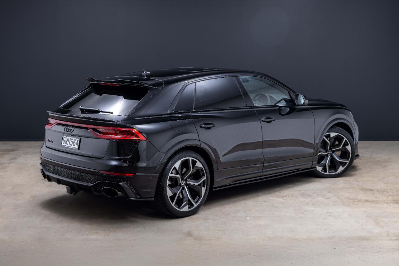 2023 Audi RS Q8