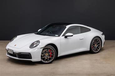 2019 Porsche 911 - Thumbnail