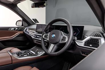 2024 BMW X7 - Thumbnail