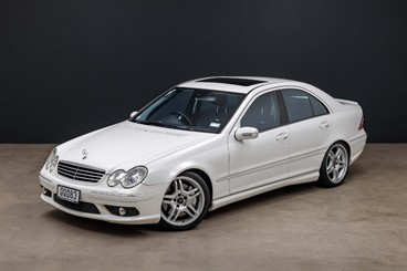 2005 Mercedes-Benz C 55 - Thumbnail