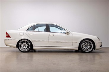 2005 Mercedes-Benz C 55 - Thumbnail