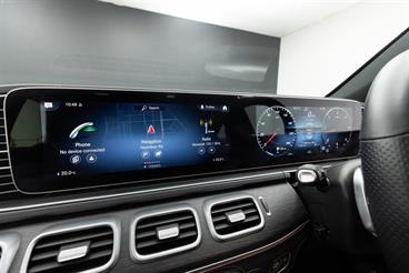 2022 Mercedes-Benz GLS 400d - Thumbnail
