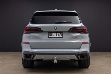 2024 BMW X5 - Thumbnail