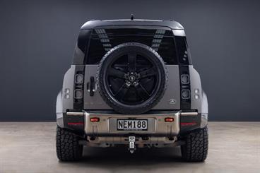 2020 Land Rover Defender - Thumbnail