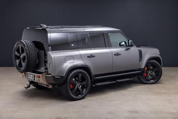 2020 Land Rover Defender - Thumbnail