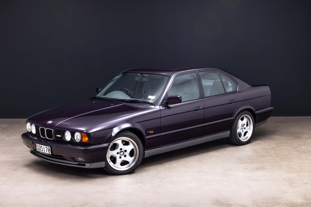 1992 BMW M5