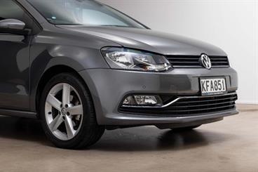 2016 Volkswagen Polo - Thumbnail