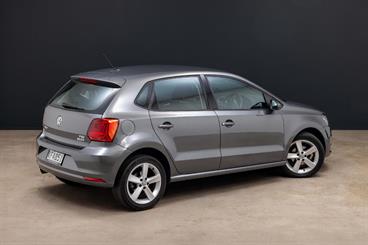 2016 Volkswagen Polo - Thumbnail