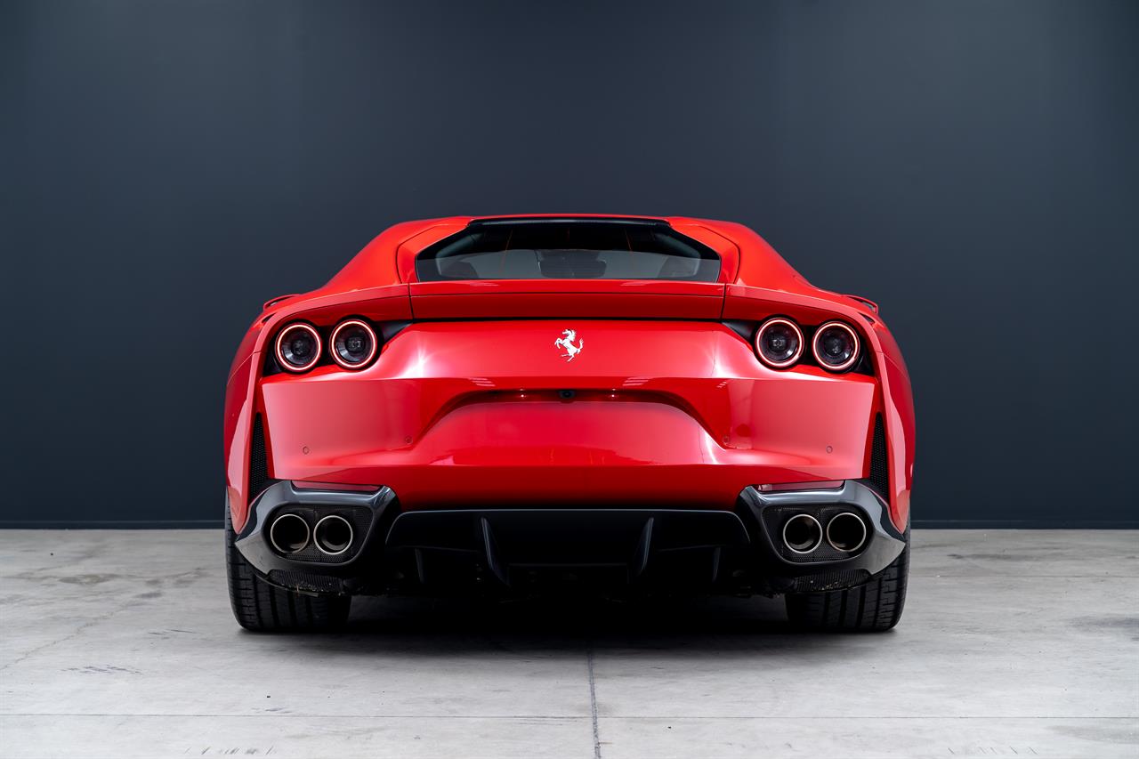 2020 Ferrari 812 SUPERFAST