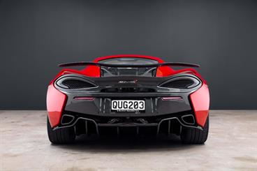 2016 McLaren 570S - Thumbnail