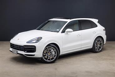 2018 Porsche Cayenne - Thumbnail