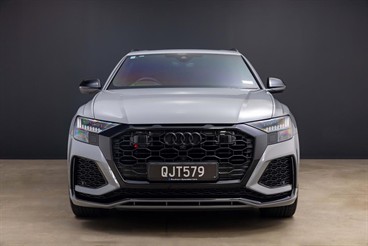 2024 Audi RS Q8 - Thumbnail