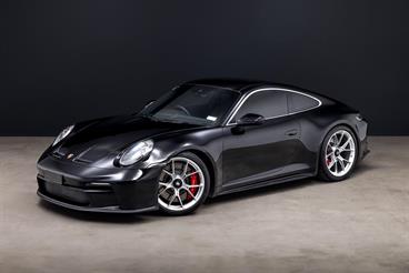 2023 Porsche 911 - Thumbnail