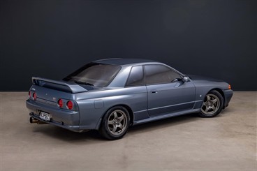 1992 Nissan Skyline - Thumbnail