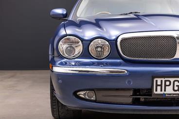 2004 Jaguar Xj - Thumbnail