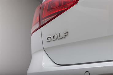 2014 Volkswagen Golf - Thumbnail