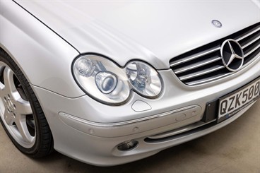 2004 Mercedes-Benz CLK 500 - Thumbnail