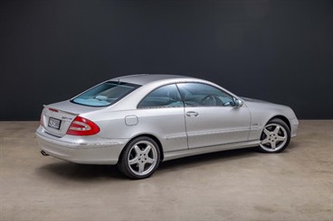 2004 Mercedes-Benz CLK 500 - Thumbnail