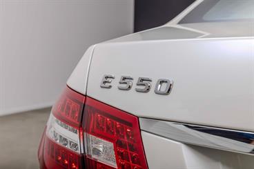 2011 Mercedes-Benz E 550 - Thumbnail