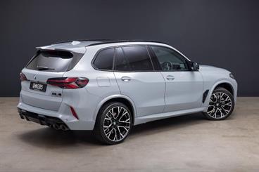 2024 BMW X5 - Thumbnail