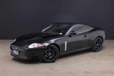 2008 Jaguar XKR