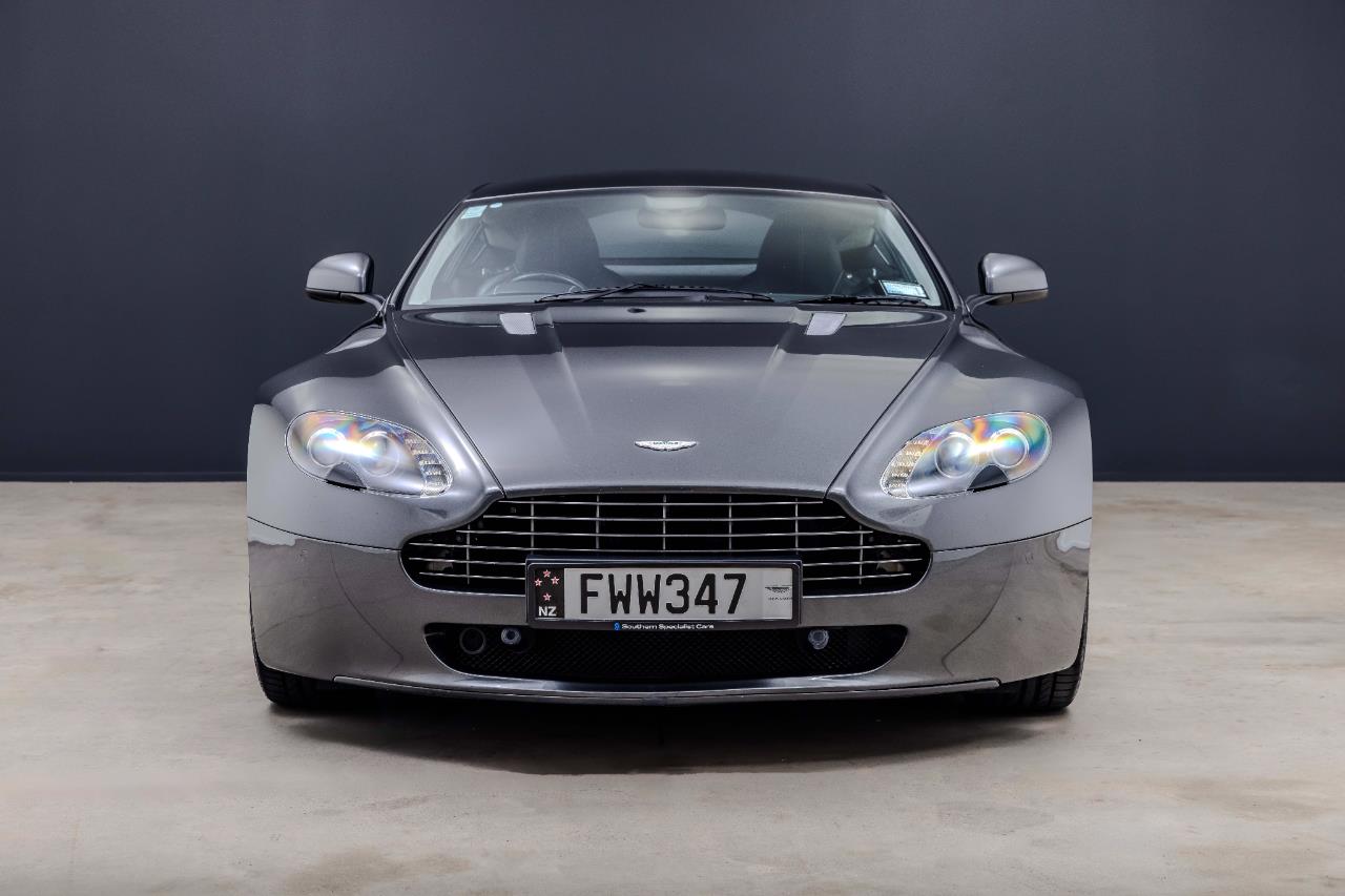 2011 Aston Martin Vantage